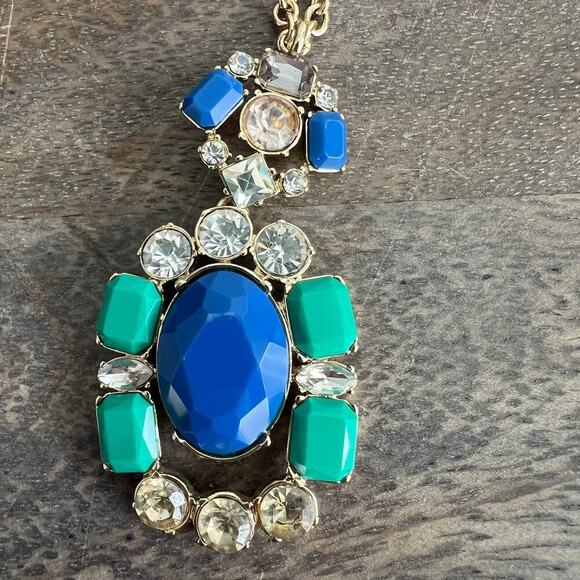 J.Crew Acrylic and Crystal Studded Peacock Blue Pendant Necklace on Gold Chain - Picture 7 of 7